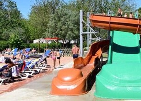 Camping Les Salisses, 4* - 129