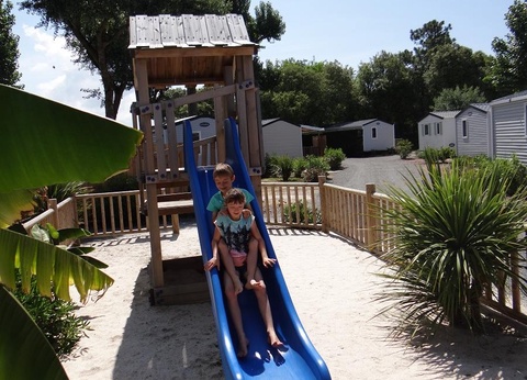 Camping Le Bois Verdon, 4* - 7