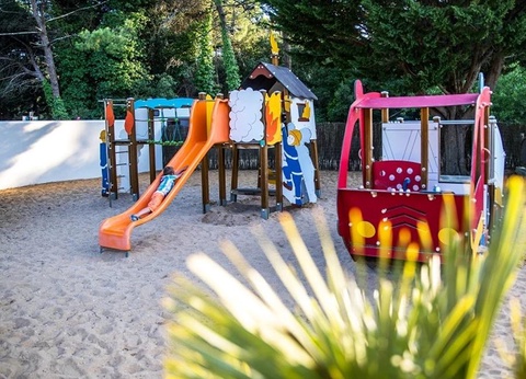 Camping Val de Loire en Ré, 4* - 16