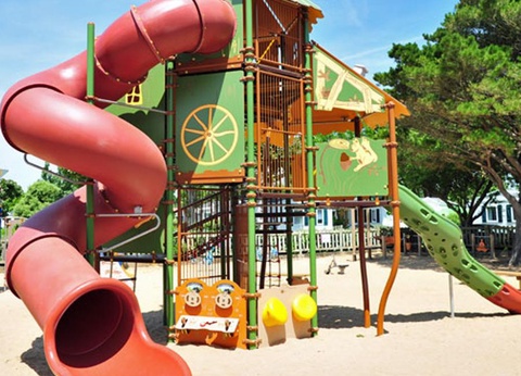 Camping Les Ecureuils, 4* - 16