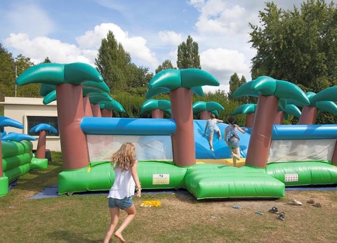 Camping Brantôme Peyrelevade, 4* - 77