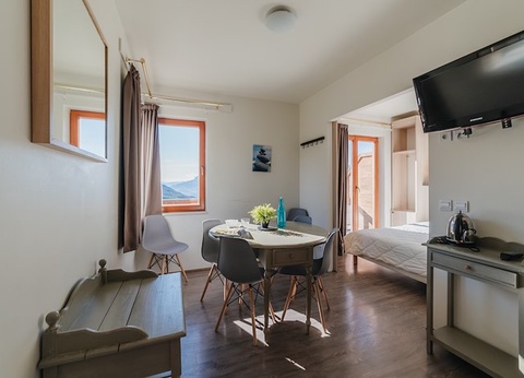 Résidence Sunêlia Les Logis d'Orres 3* - 23