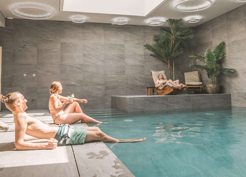 Escapade 4* près d'Avignon dans un batîment du XVIIIème - 4* - 5