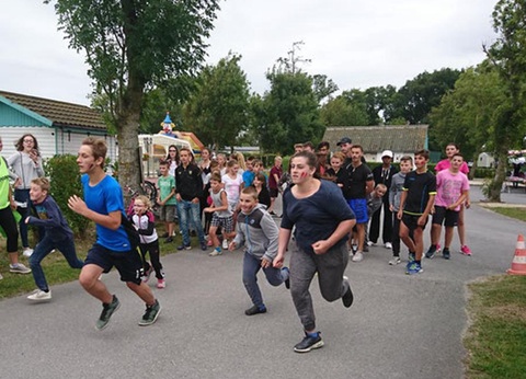 Camping La Garenne de Moncourt, 4* - 15