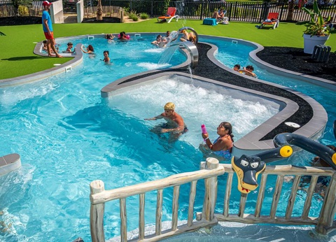 Camping Le Nid d'Eté, 4* - 89