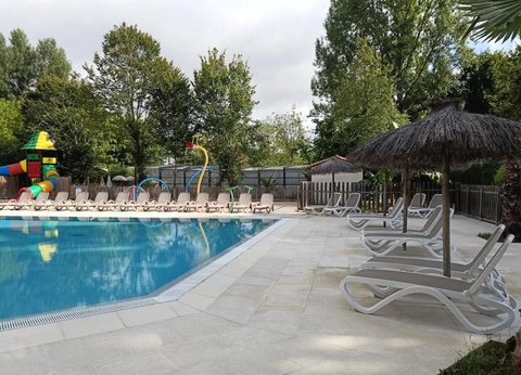 Camping Brantôme Peyrelevade, 4* - 2