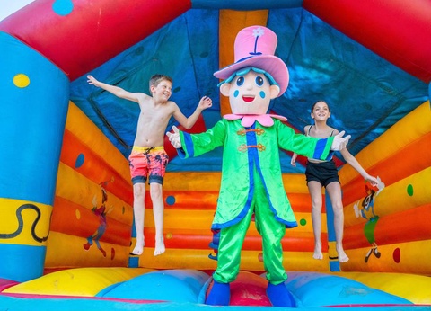 Flower Camping Le Fondespierre 3* - 38