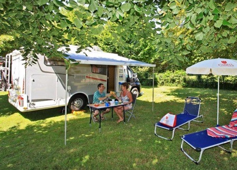 Camping Du Chateau De Leychoisier, 5* - 19