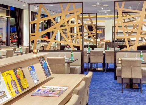 Citytrip et confort : nuit avec petit-déjeuner près de Rotterdam - 4* - 12