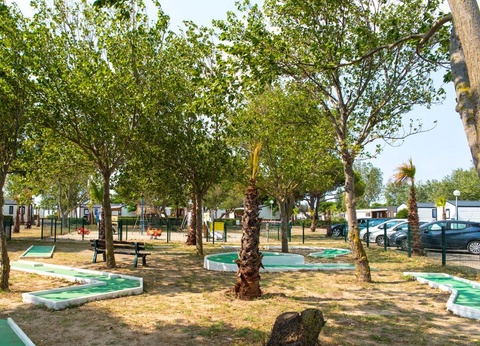Camping Club La Côte des Roses 4* - MS VACANCES, 4* - 30