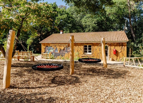 Flower Camping Au Bois des Biches, 4* - 36