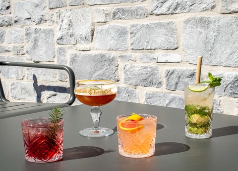 Un voyage au centre de la terre à la découverte de nombreux trésors géologiques... - 4* - 15