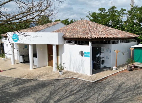 Camping Paradis les Rives de l'Hérault 4* - 12