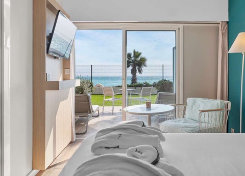 Séjour de rêve en bord de plage entre Nice et Antibes - 4* - 5