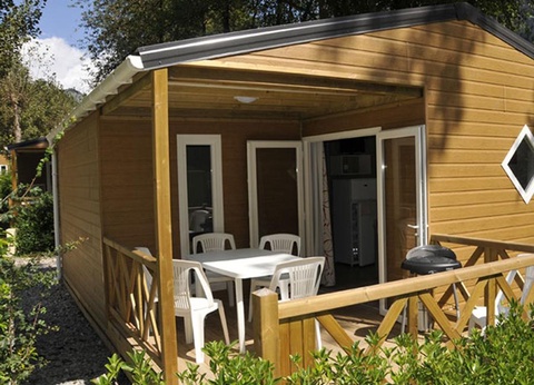 Camping des Grottes, 4* - 45