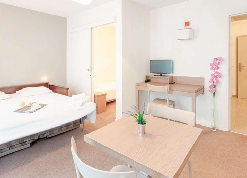 Escapade en famille à Valence et entrées pour le Safari de Peaugres - 3* - 7