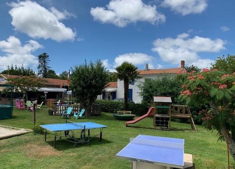 Camping Ushuaïa villages la Chesnays, 4* - 37