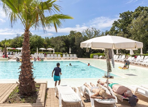 hu Montescudaio village, 3* - 82