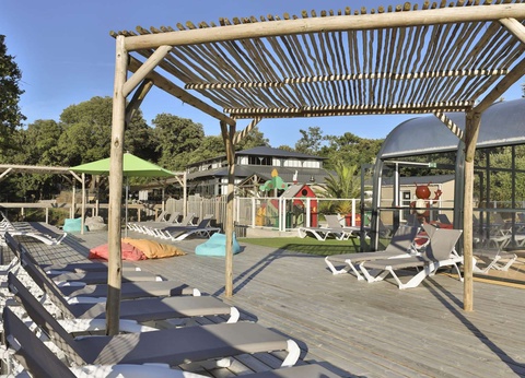 Camping Le Petit Rocher - 9