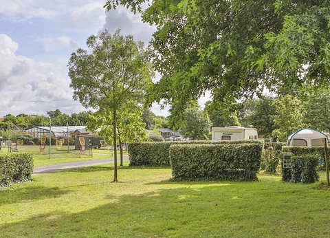 Flower Camping Le Val De Vie, 4* - 7