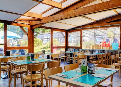 Camping L'Etang du Pays Blanc, 4* - 13