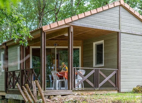 Camping Les Chalets de Dordogne, 3* - 5