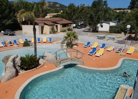 Camping Les Castors, 4* - 42