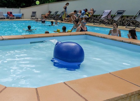 Camping les Rives d'Auzon, 3* - 13