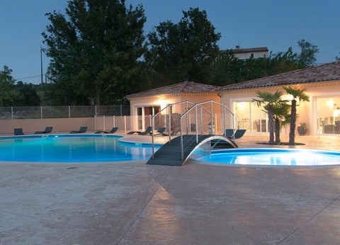 Camping Le Sous Bois, 4* - 4