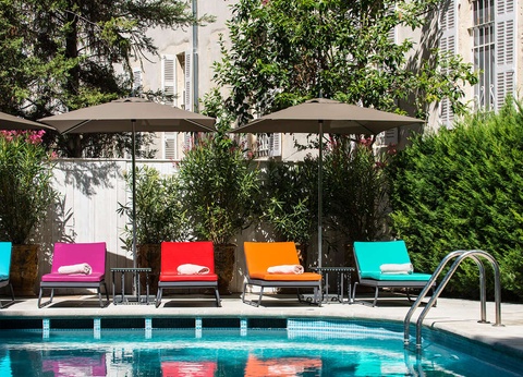 Séjour bistronomique avec diner 3 plats un superbe 5* à Arles - 5* - 4