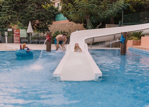 Camping Sènia Cala Canyelles, 4* - 5