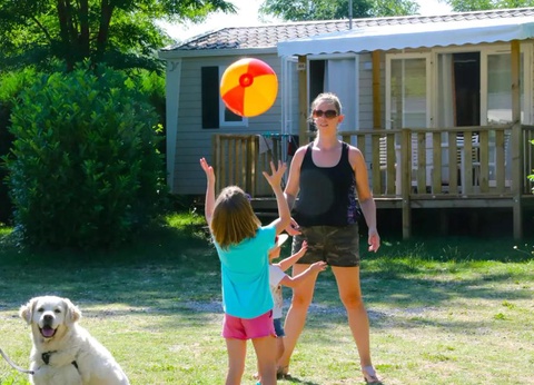 Flower Camping Les Mijeannes, 4* - 47