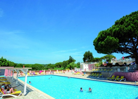 Camping Montana Parc - Gassin 4* - 5