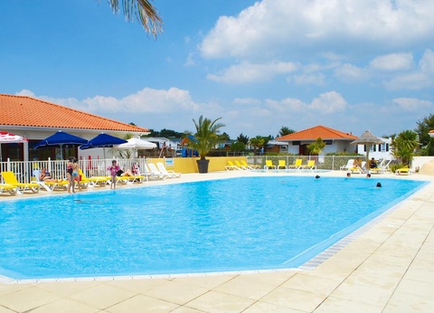 Camping La Riviera, 4* - 215