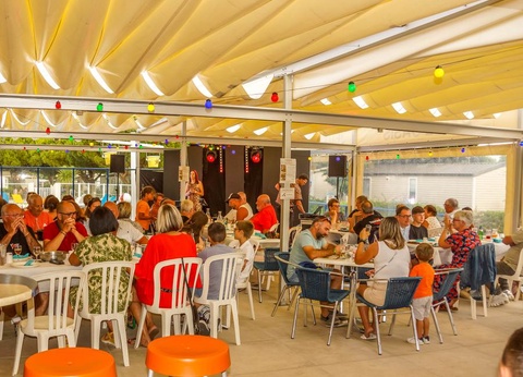 Camping L'Albizia, 4* - 52