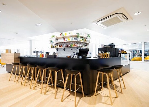 Staycity Aparthotels 4* : Hôtel + Entrées aux parcs - 11