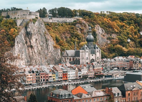 Un voyage au centre de la terre à la découverte de nombreux trésors géologiques... - 4* - 17