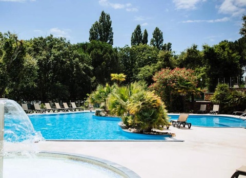 Camping Domaine Les Oréades, 5* - 61