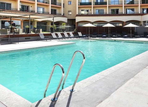 Pied à terre ideál à Perpignan dans un bel hotel avec piscine - 4* - 7