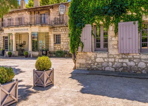 Saint Valentin sous le signe de l'amour au bord des rives du Rhône à Villeneuve-Lès-Avignon - 4* - 12