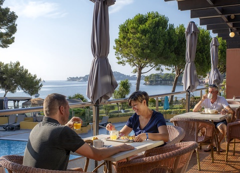 Hôtel Delcloy 3* - 5