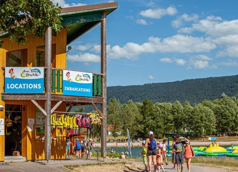 Camping du Lac de Moselotte, 4* - 5