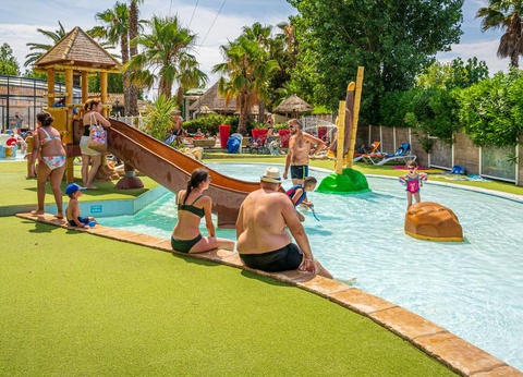 Camping Le Clos Virgile, 4* - 153