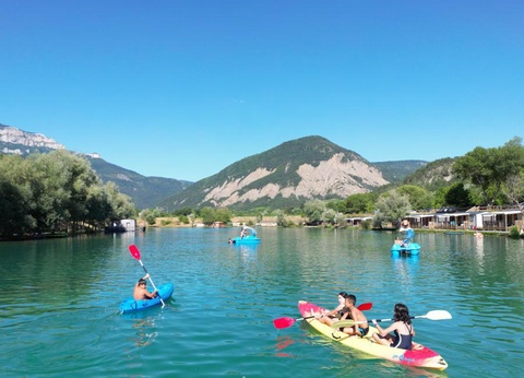 Camping le Lac Bleu - Ciela Village, 3* - 12
