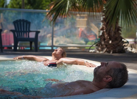 Camping Le Clos Virgile, 4* - 99