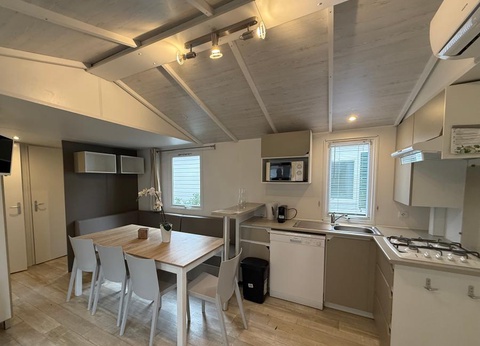 Camping les Jardins d'Agathe ****, 4* - 27