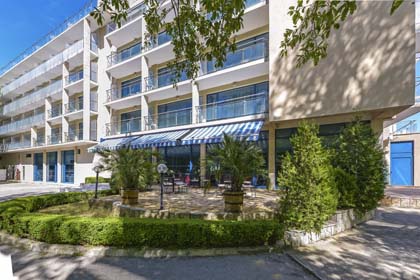 Hôtel Holliday Park 4* - 5