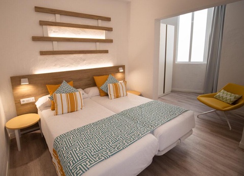 Hôtel R2 Maryvent Beach Apartment 4* - 5