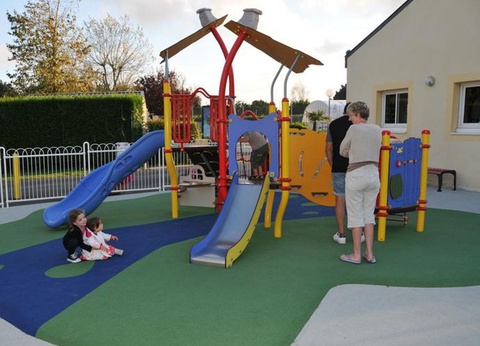 Camping La Roseraie, 4* - 7