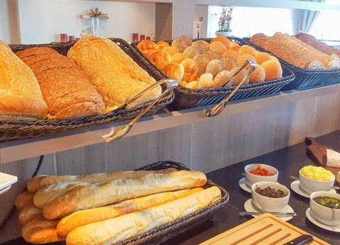 Citytrip et confort : nuit avec petit-déjeuner près de Rotterdam - 4* - 5